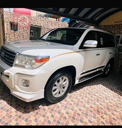 تويوتا لاندكروزر